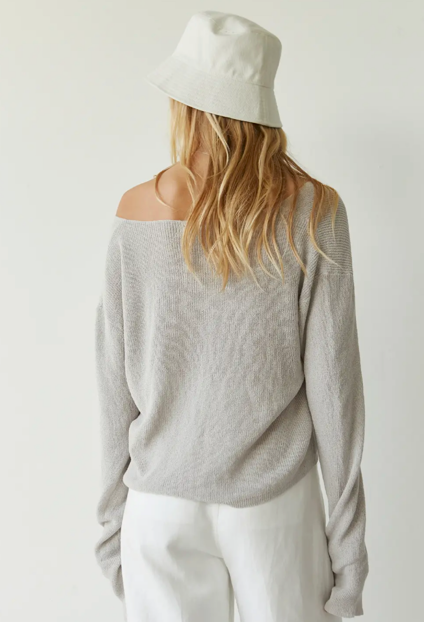 Trendy Gray Weightless Sweater